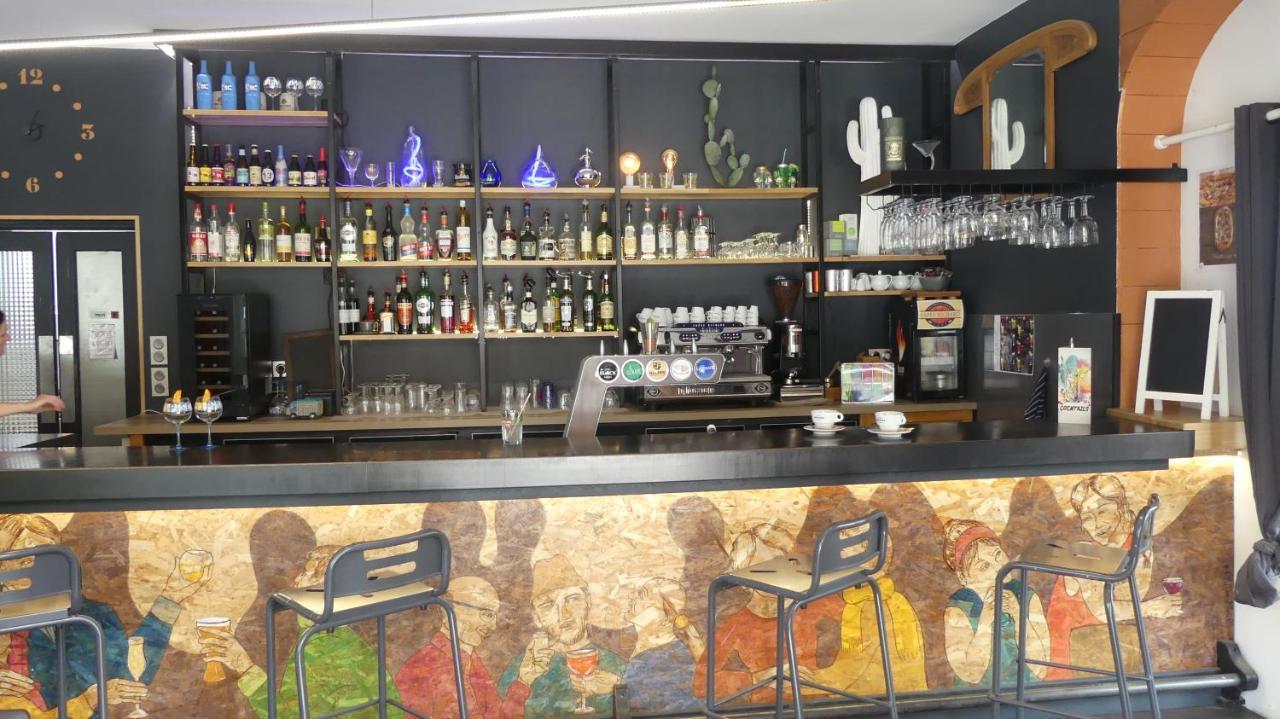 Hotel Les Pins Saint-Trojan-les-Bains Eksteriør billede