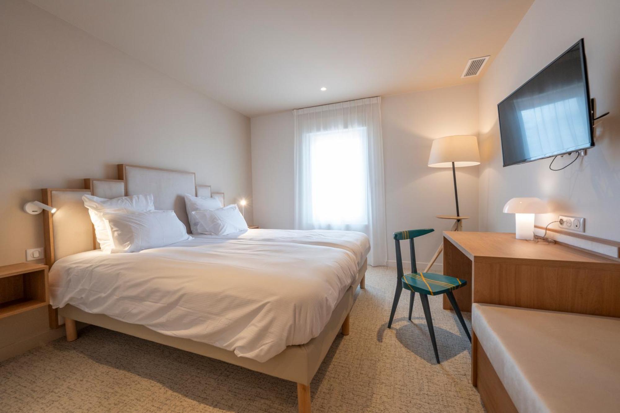 Hotel Les Pins Saint-Trojan-les-Bains Eksteriør billede