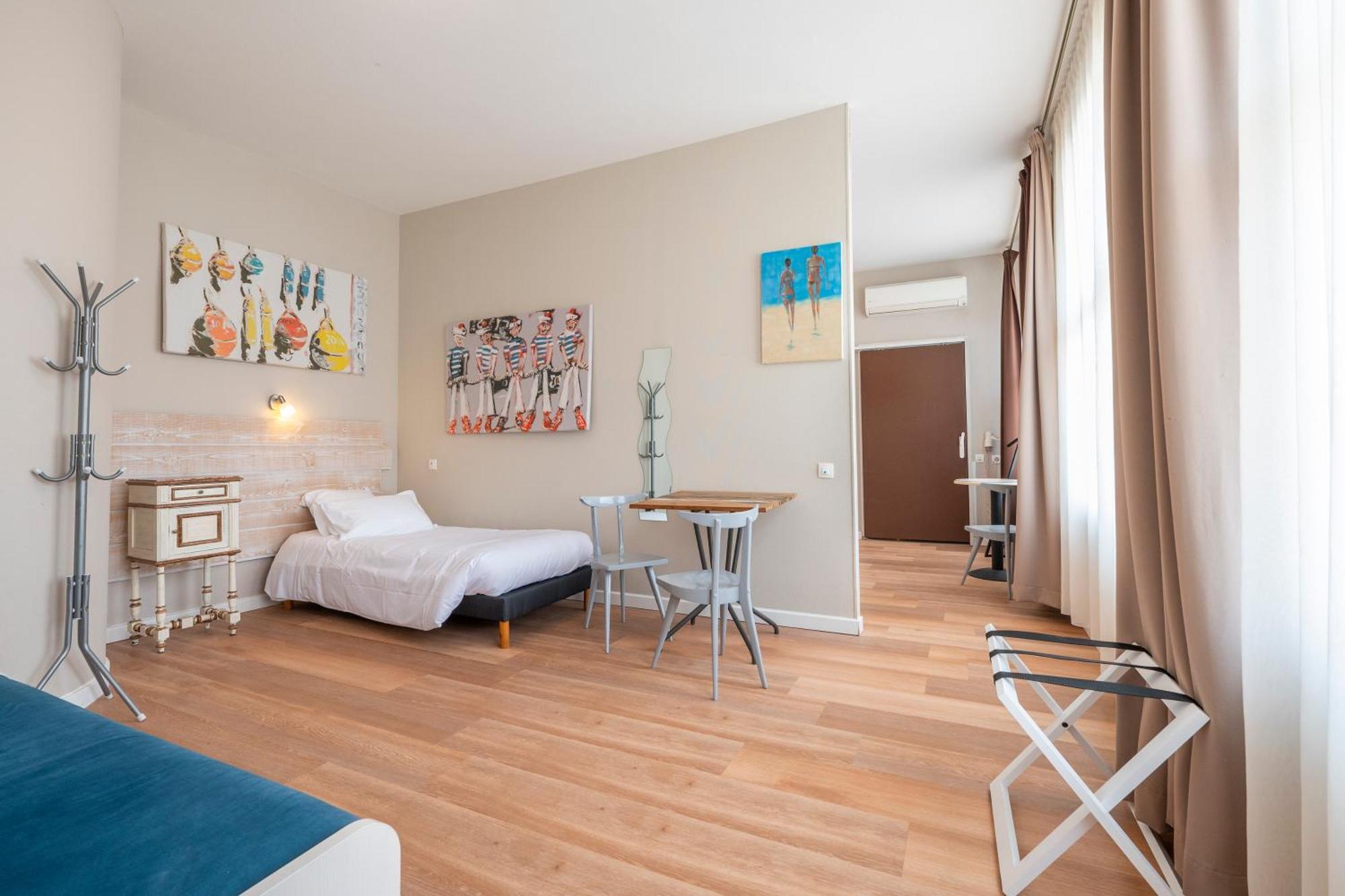 Hotel Les Pins Saint-Trojan-les-Bains Eksteriør billede