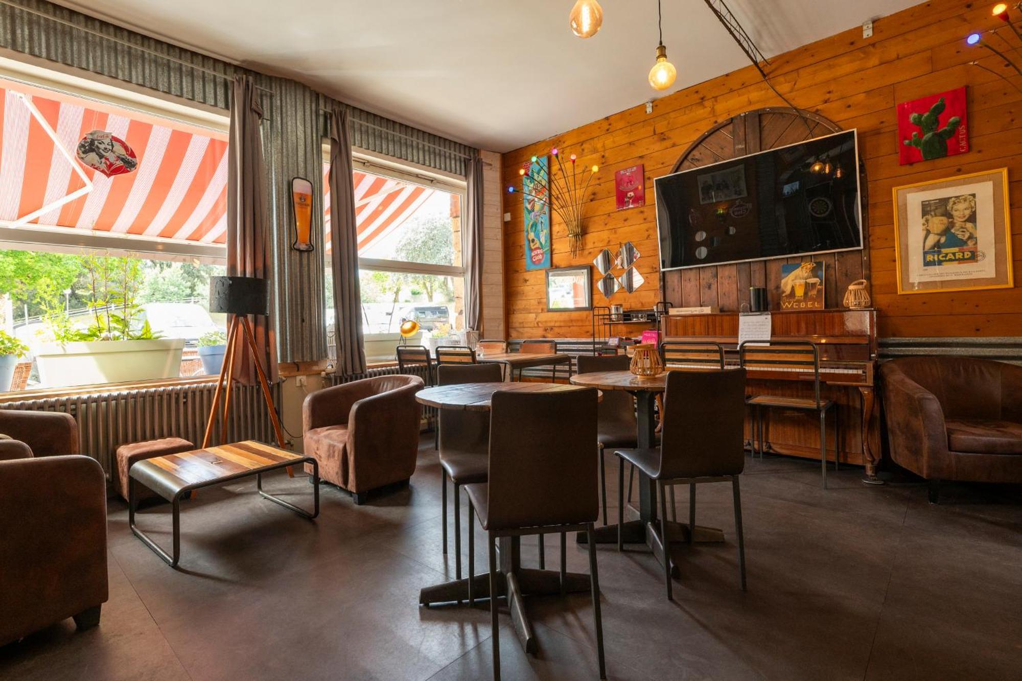 Hotel Les Pins Saint-Trojan-les-Bains Eksteriør billede