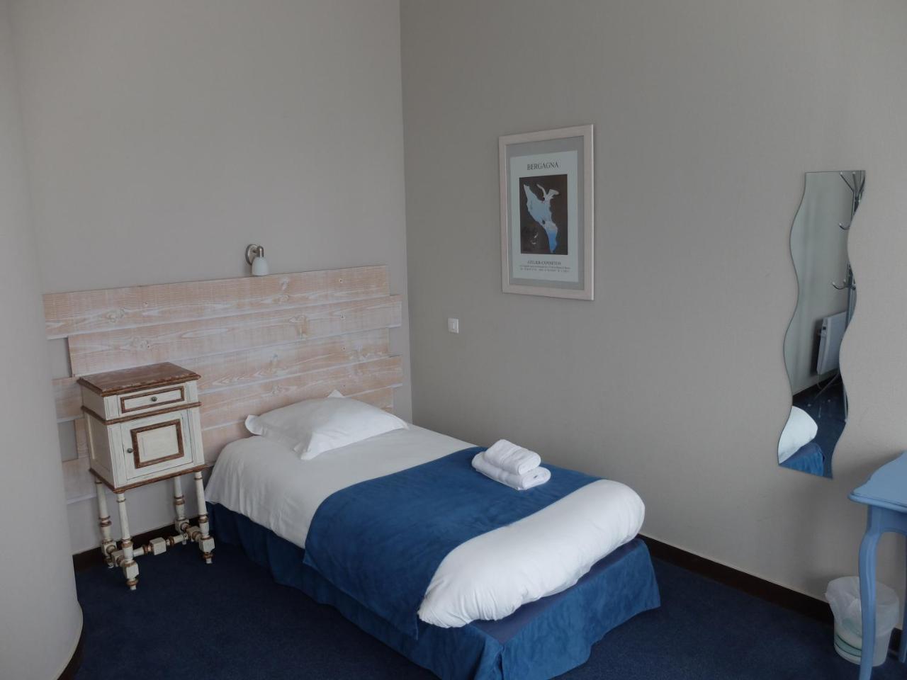 Hotel Les Pins Saint-Trojan-les-Bains Eksteriør billede